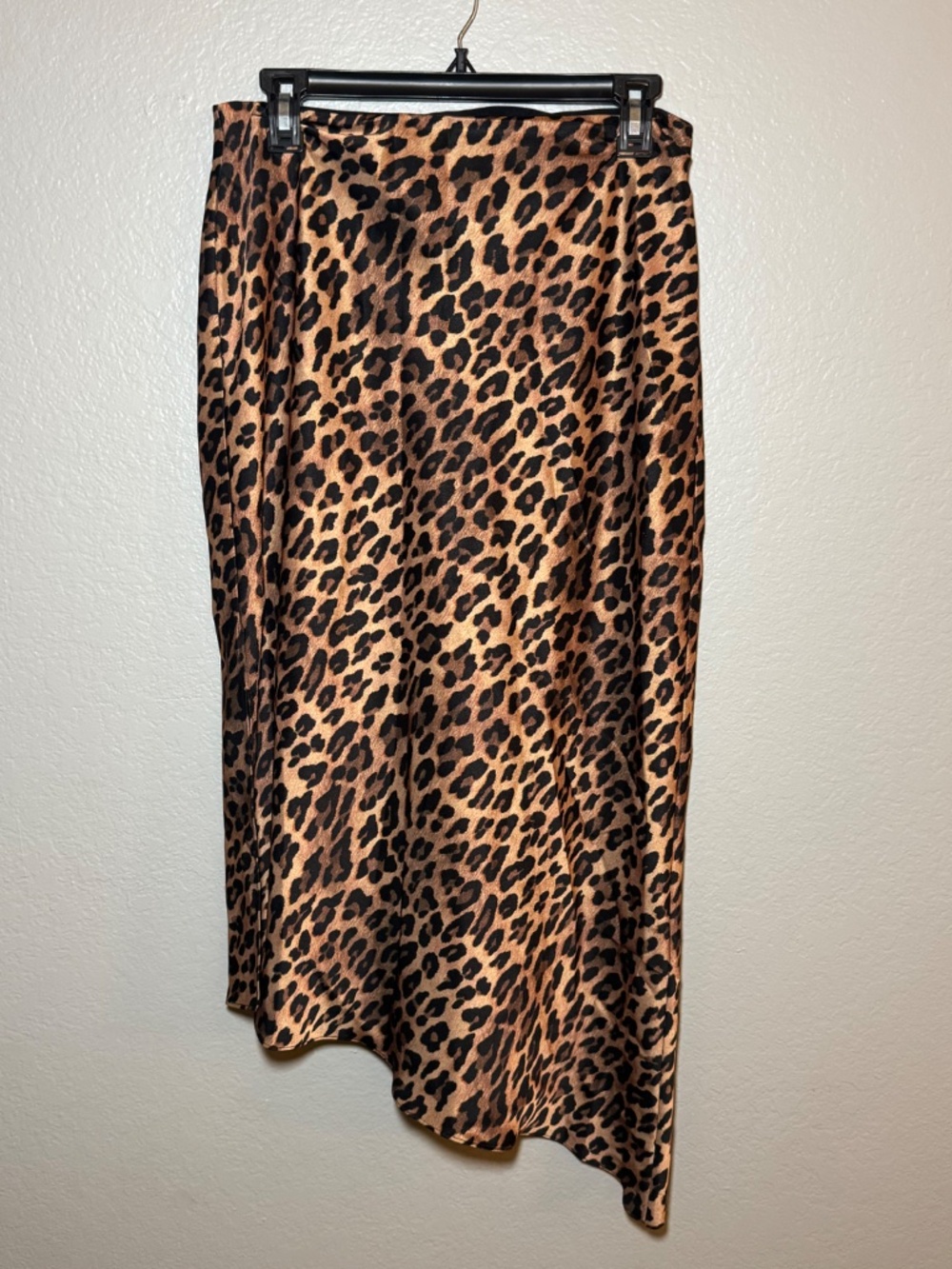 Alice + Olivia Maeve Asymmetrical Slip Skirt in Spotted Leopard - Picture 5 of 11